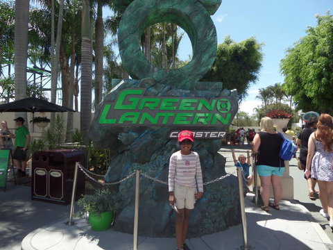 Gold Coast Theme Park Pass: Warner Bros. Movie World, Sea World And Wet'n'Wild - Taree Accommodation 7