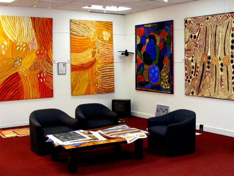 Aboriginal Fine Arts Gallery - Taree Accommodation 1