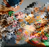 Tropical Fruit World - Taree Accommodation