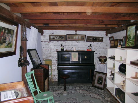 Zara Clark Museum - Taree Accommodation 2