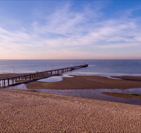 Altona Beach - Taree Accommodation