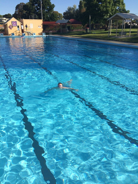 Crookwell Pool - Taree Accommodation 1