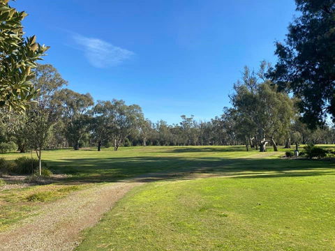 Echuca Back 9 Golf Course - Taree Accommodation 2