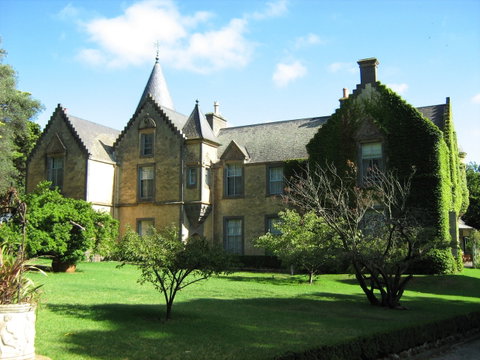 Overnewton Castle - Taree Accommodation 0