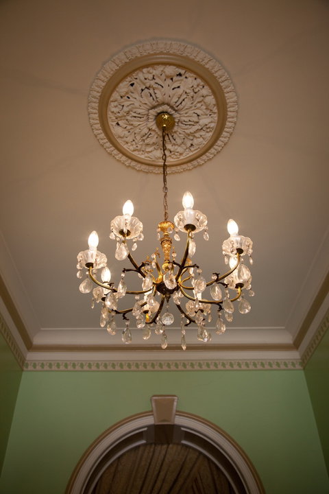 Overnewton Castle - Taree Accommodation 1