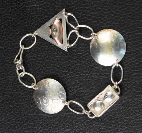 Rivertrack Studios And Gallery - Taree Accommodation 2