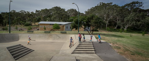 Yankalilla Lions Youth Park - Taree Accommodation 2