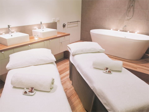 Endota Spa Frankston - Taree Accommodation 2