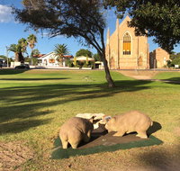 Queen Square Moonta - Taree Accommodation