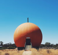 The Big Orange - Taree Accommodation