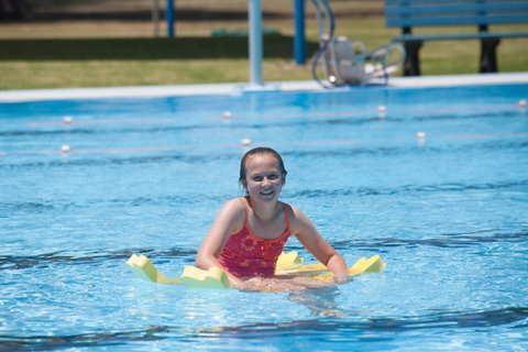 John Houston Memorial Pool: Olympic Pool Complex - Taree Accommodation 1
