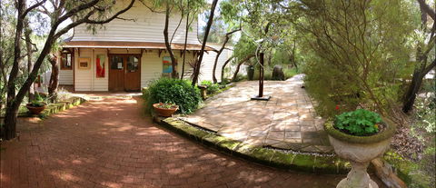 Yallingup Galleries - Taree Accommodation 0