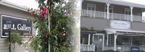 House Of Gabriel - Taree Accommodation 0