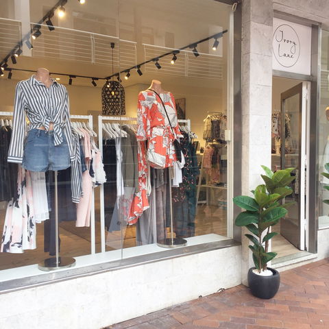 Ivory Lane Boutique - Taree Accommodation 1