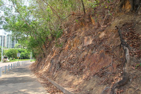 Stokes Hill - Taree Accommodation 0
