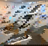 Batemans Bay Visitors Centre Art Gallery - Taree Accommodation