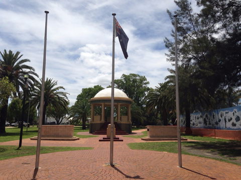 Kingaroy Memorial Park - Taree Accommodation 0