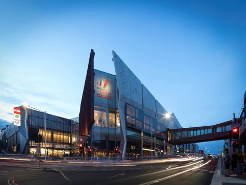 Wollongong Central - Taree Accommodation 0