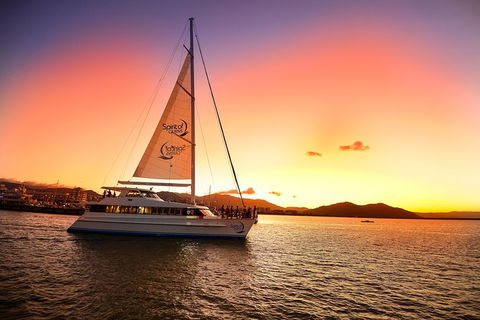 Cairns Luxury Catamaran Harbor And Dinner Cruise - Taree Accommodation 4