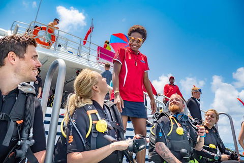 Great Barrier Reef Tour With Indigenous Sea Rangers-Dreamtime Dive And Snorkel - Taree Accommodation 5