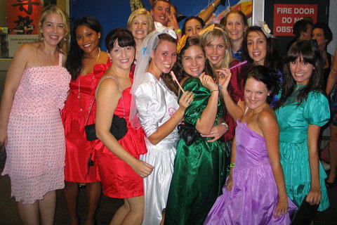 Cairns Pub & Club Tour - Taree Accommodation 1