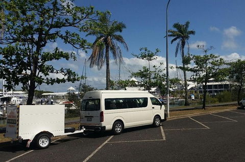 Airport Transfer To Or From Port Douglas Hotels For Up To 13 People (7am-10pm) - Taree Accommodation 2