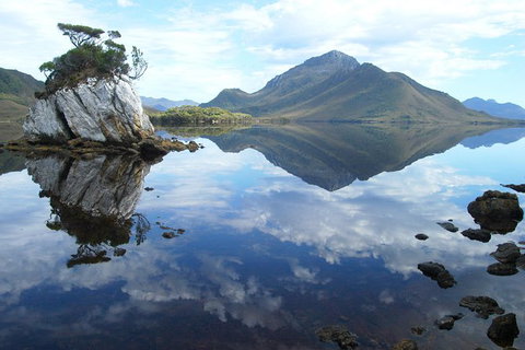 Southwest Tasmania Wilderness Experience: Fly Cruise And Walk Including Lunch - Taree Accommodation 14