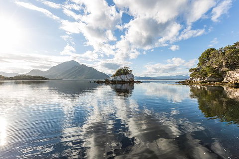Southwest Tasmania Wilderness Experience: Fly Cruise And Walk Including Lunch - Taree Accommodation 1