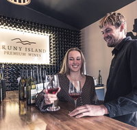 Bruny Island Overnight Explorer and boutique accommodation for two - Taree Accommodation