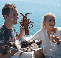Deep-to-Dish Tasmanian Seafood Experience - Morning Tour - Taree Accommodation