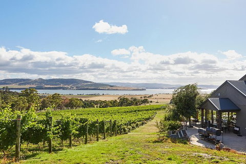 Launceston Wine & Sightseeing Tours - Taree Accommodation 0