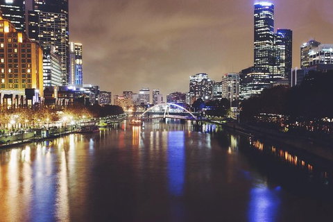 Melbourne Airport Transfers: Melbourne To Melbourne Airport MEL In Luxury Car - Taree Accommodation 7
