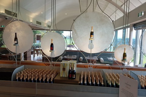 Day Tour Of Yarra Valley Puffing Billy And Rayners Orchard - Taree Accommodation 8