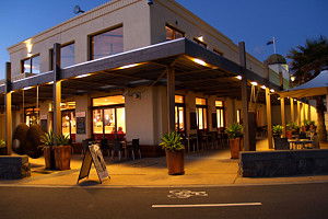 St Kilda VIC Taree Accommodation