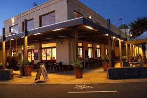 Amello - Taree Accommodation 0