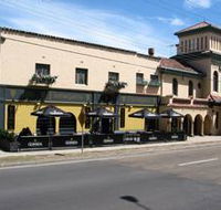 Ferntree Gully Hotel - Taree Accommodation