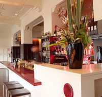 White Bar - Taree Accommodation