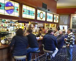 Kensington Hotel - Taree Accommodation 3