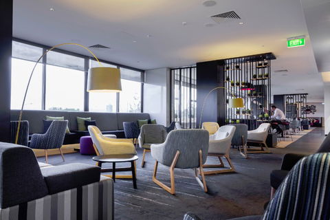 MRepublic Restaurant, Bar And Lounge - Taree Accommodation 9