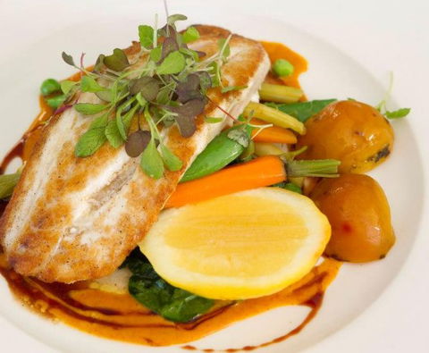 Season Restaurant - Taree Accommodation 0