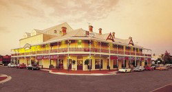 Hotel Northbridge - Taree Accommodation 0