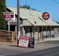 Old Hepburn Hotel - Taree Accommodation