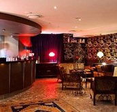 White Revolver - Taree Accommodation