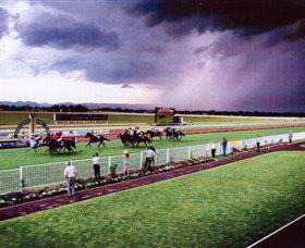 Hawkesbury Race Club - Taree Accommodation 0