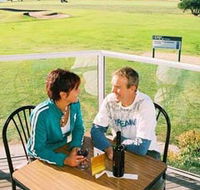 Narooma Golf Club - Taree Accommodation