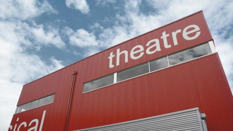 The Red Box - Taree Accommodation 0