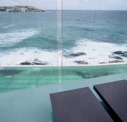 Icebergs Dining Room And Bar - Taree Accommodation 1
