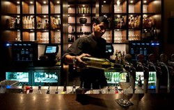 Tank Stream Bar - Taree Accommodation 3