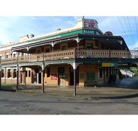 Bank Hotel Dungog - Taree Accommodation