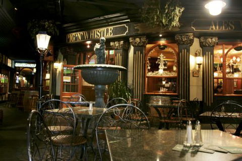 Pig N Whistle British Pub Indooroopilly - Taree Accommodation 4